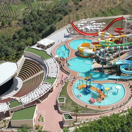 Gold 3bedroom 5 Floor With Free Aquapark In 18720 Apartment Alanya